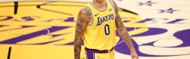 kaiyun-詹眉缺阵库兹马扛旗 憾失绝平却仍能送出高分答卷