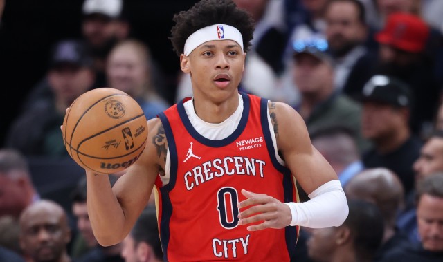 开云APP-【菜鸟】费尔斯28分&amp;埃奇库姆23分 雷诺克利福德闪耀 小杨1板1助