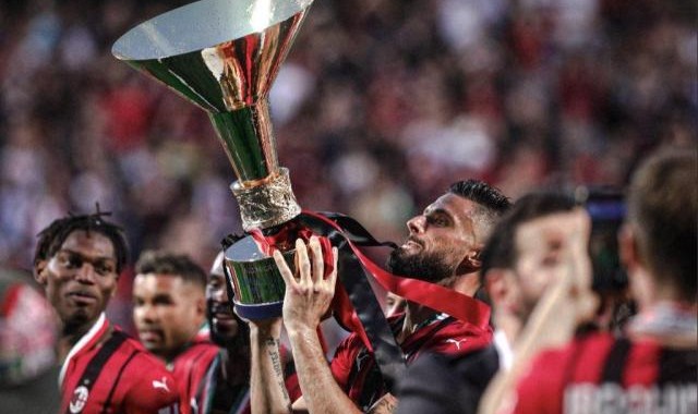 开云APP-【体坛对话】吉鲁：米兰法语环境+家庭氛围助我爆发