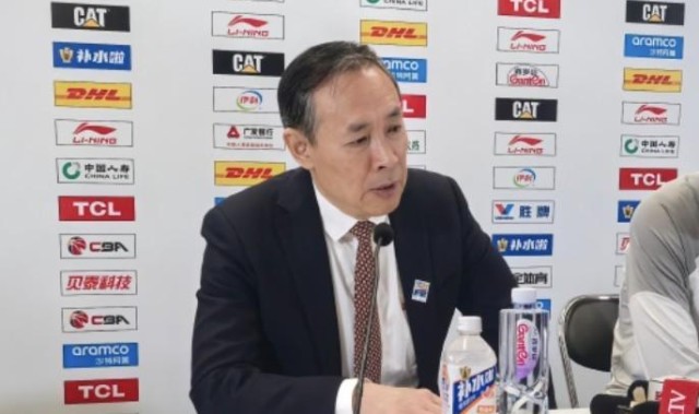 开云官网-许利民：比赛输了但大家的拼劲值得表扬，我们一定会渡过难关