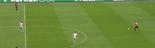 开云体育官网-【意甲】莱昂+梅西亚斯建功 AC米兰2比0胜仍领先2分