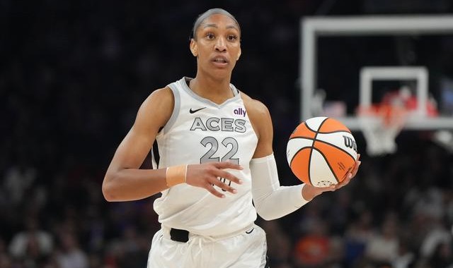 开云体育官网-王牌单场命中22记三分球 打破WNBA单场三分命中纪录