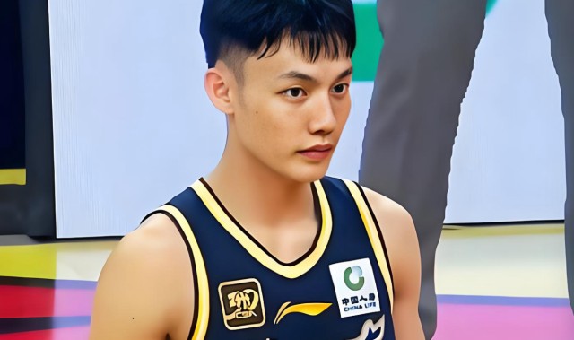 kaiyun-徐杰要请吃饭！杜润旺展现兄弟情深