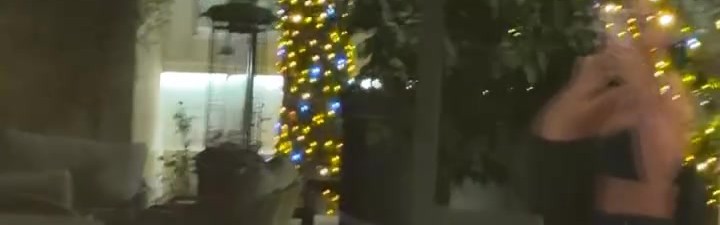 开云-乔治娜晒视频：边健身边看C罗比赛直播，目睹C罗破门后比剪刀手