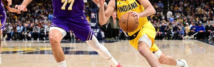 开云体育官网-国产品牌再添一人~名记：麦康纳近期签约安踏 比赛中上脚欧文战靴