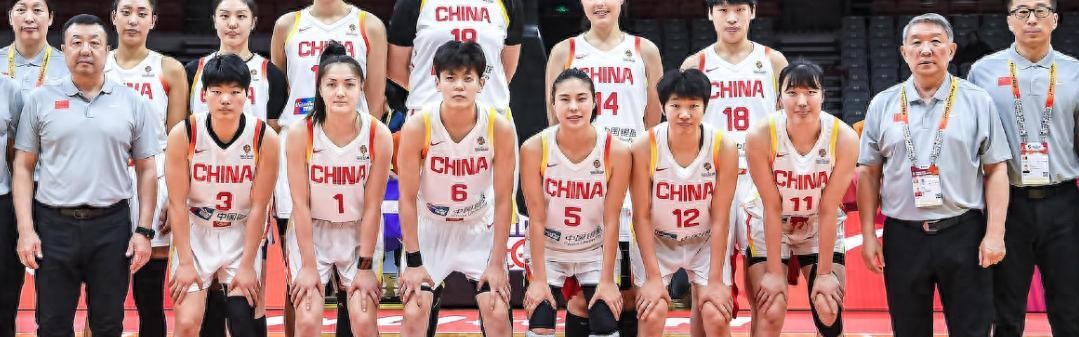 出线了！中国女篮84-74，数据一清二楚，不是韩旭，最大功臣是她