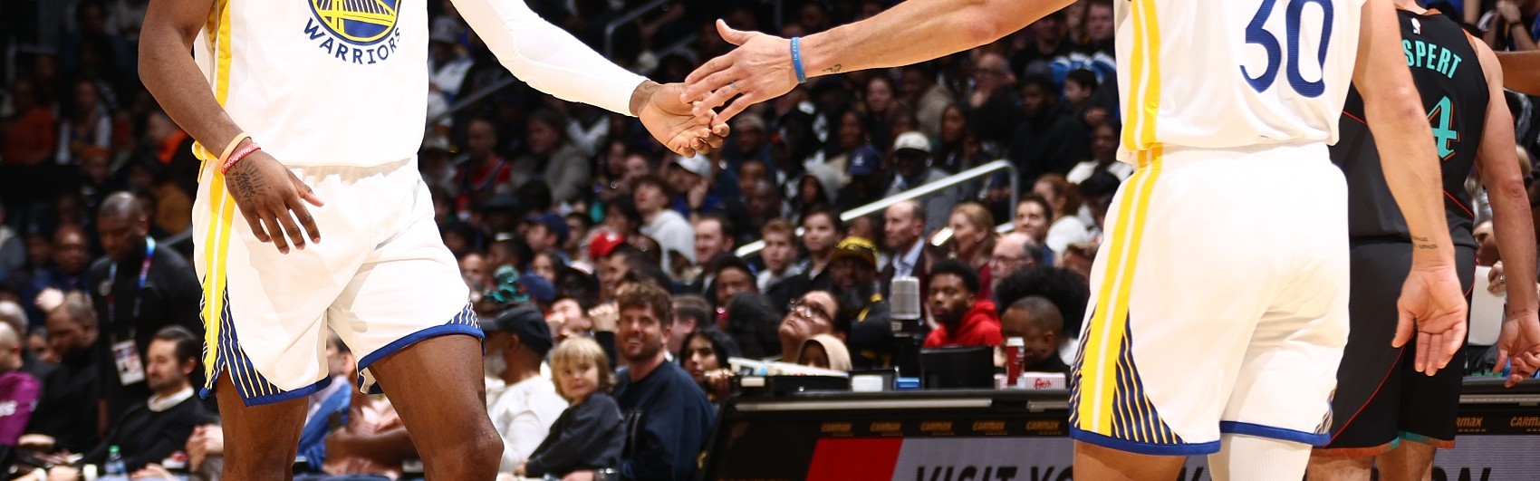 开云APP-库里：库明加始终坚持训练保持着备战状态 希望他不会缺席太久