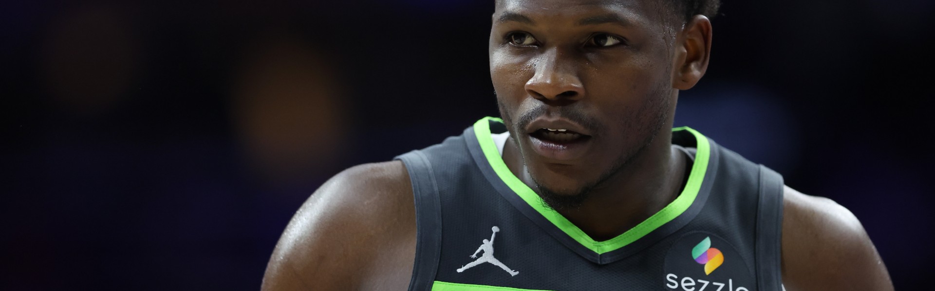 开云APP-爱德华兹右膝伤病继续缺席今日比赛！康利/兰德尔/道苏姆也将缺席